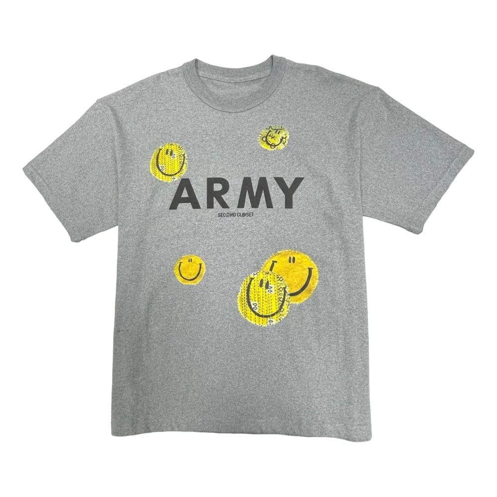 2ND CLOSET "ARMY" SMILEY FAKE PRINT T-SHIRT-GREY