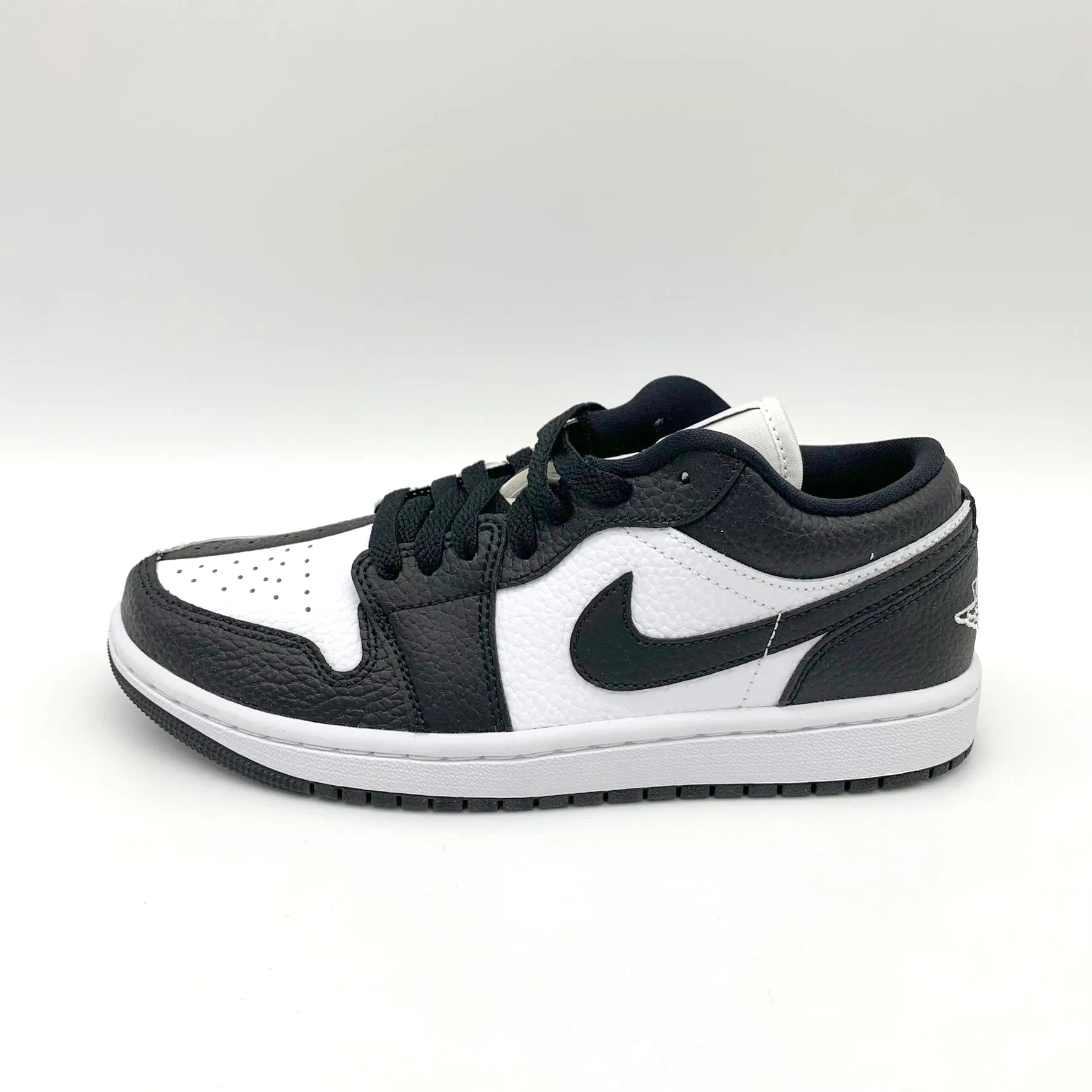 Jordan 1 Low SE Homage Split White Black