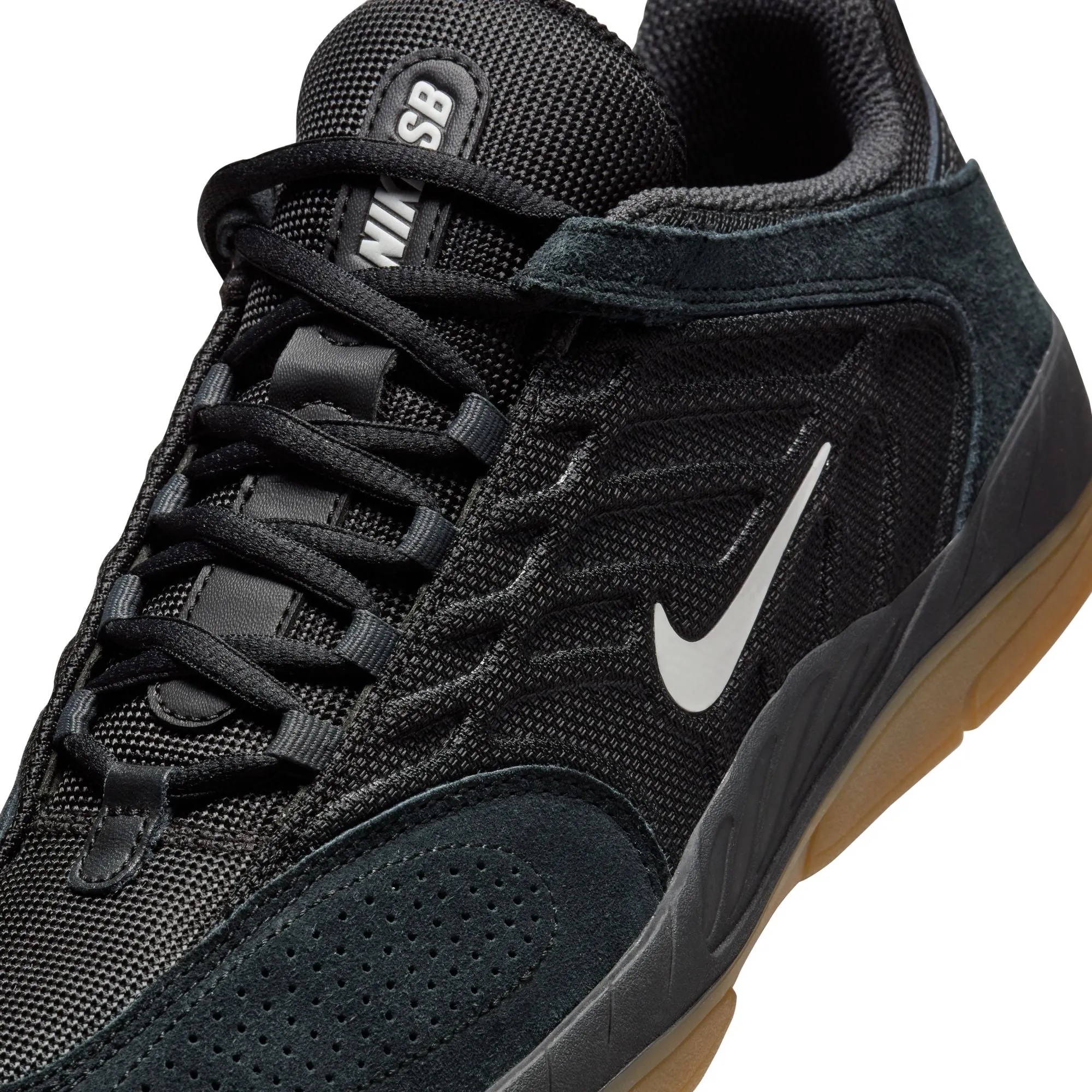 Nike SB Vertebrae Black/Gum