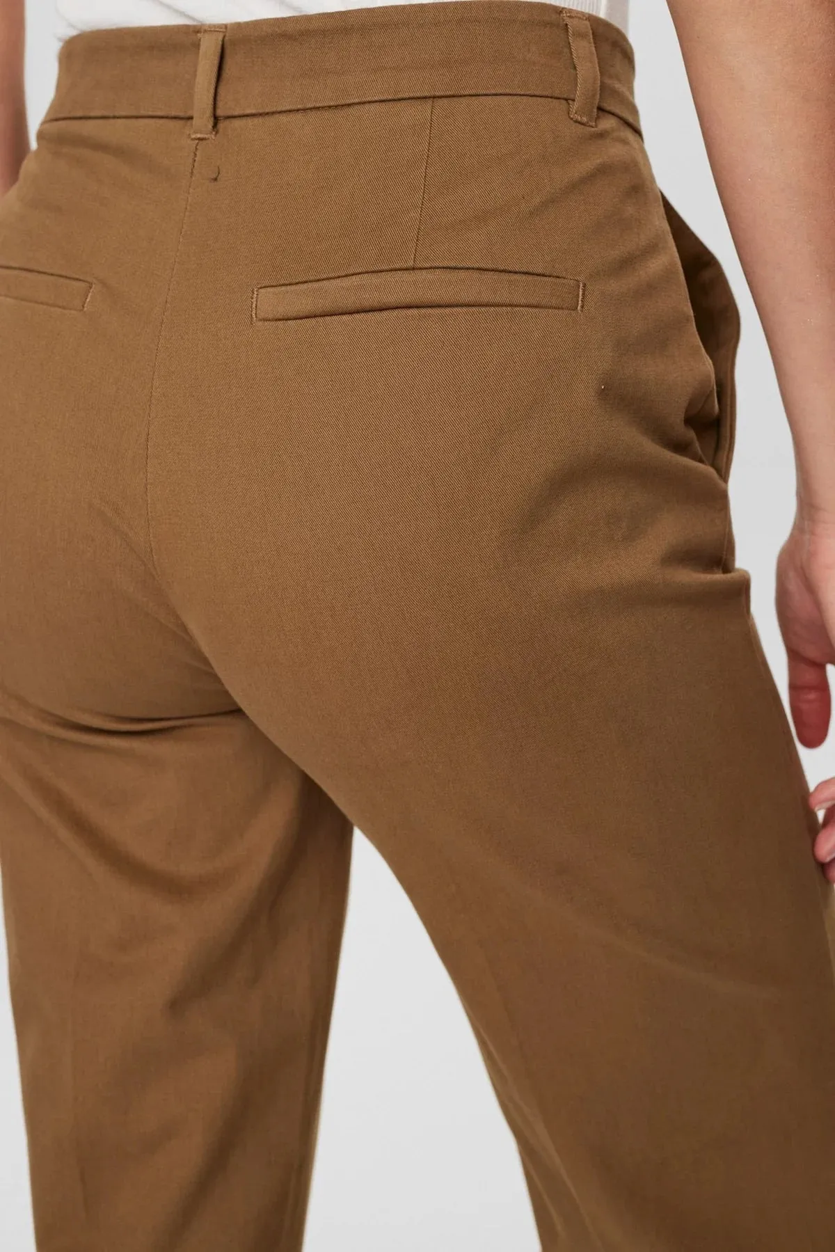 Nümph Nuregrit High Waisted Flair Trouser in Kangaroo