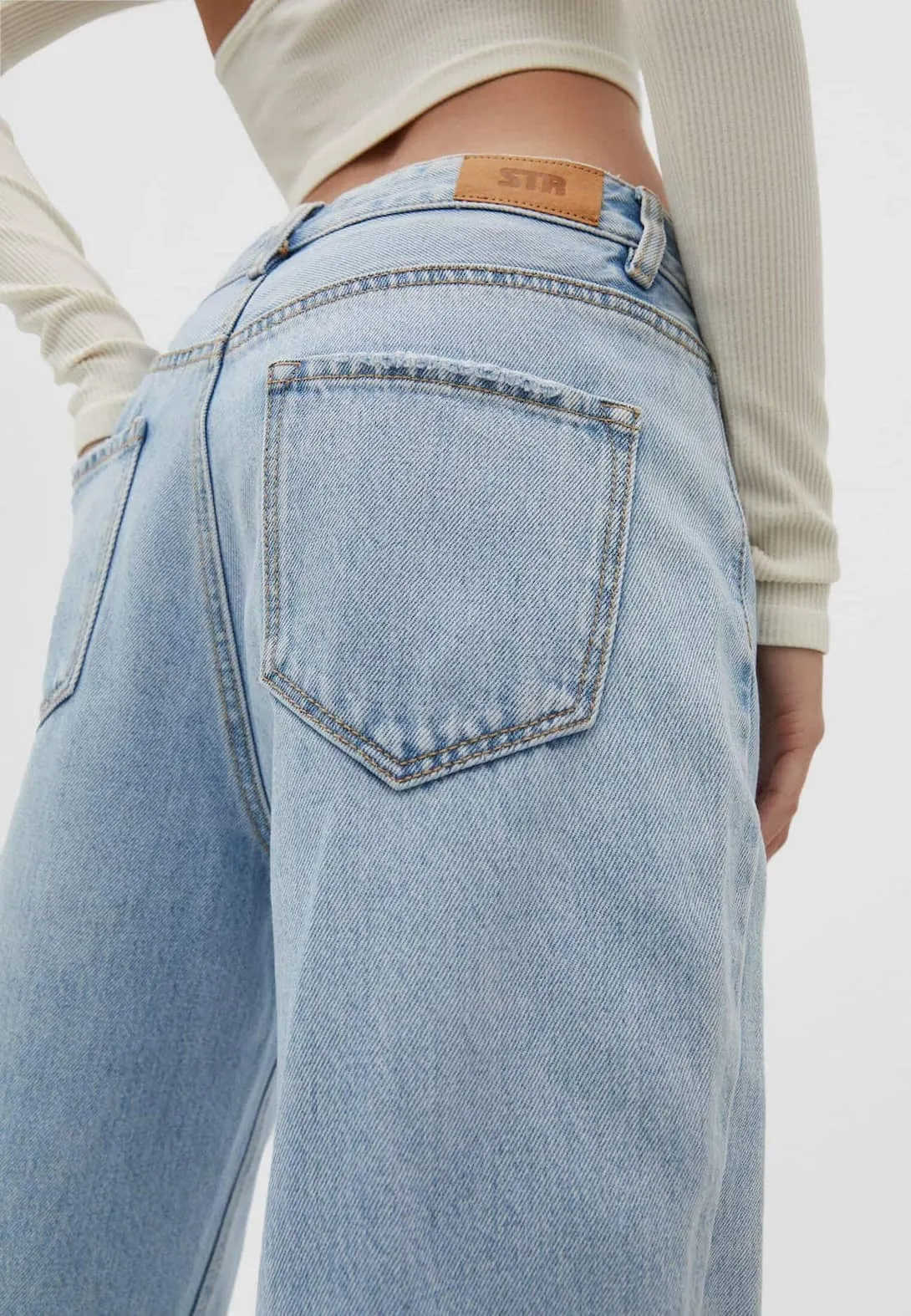 Straight-fit vintage jeans - Stradivarius